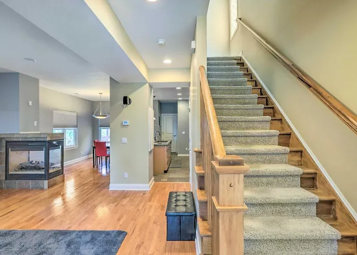 Central Cleveland Gem With Direct Skyline View!