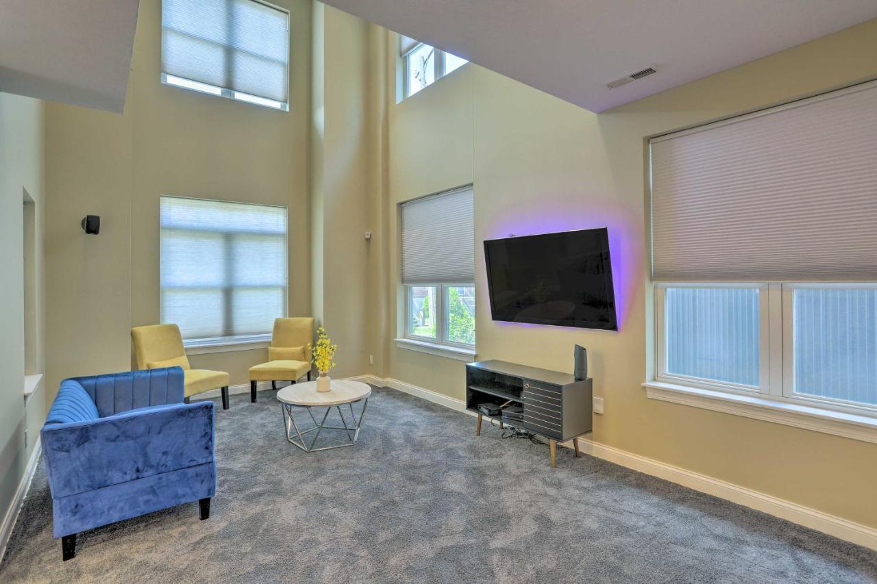 Holiday home Gem With Direct Skyline View!