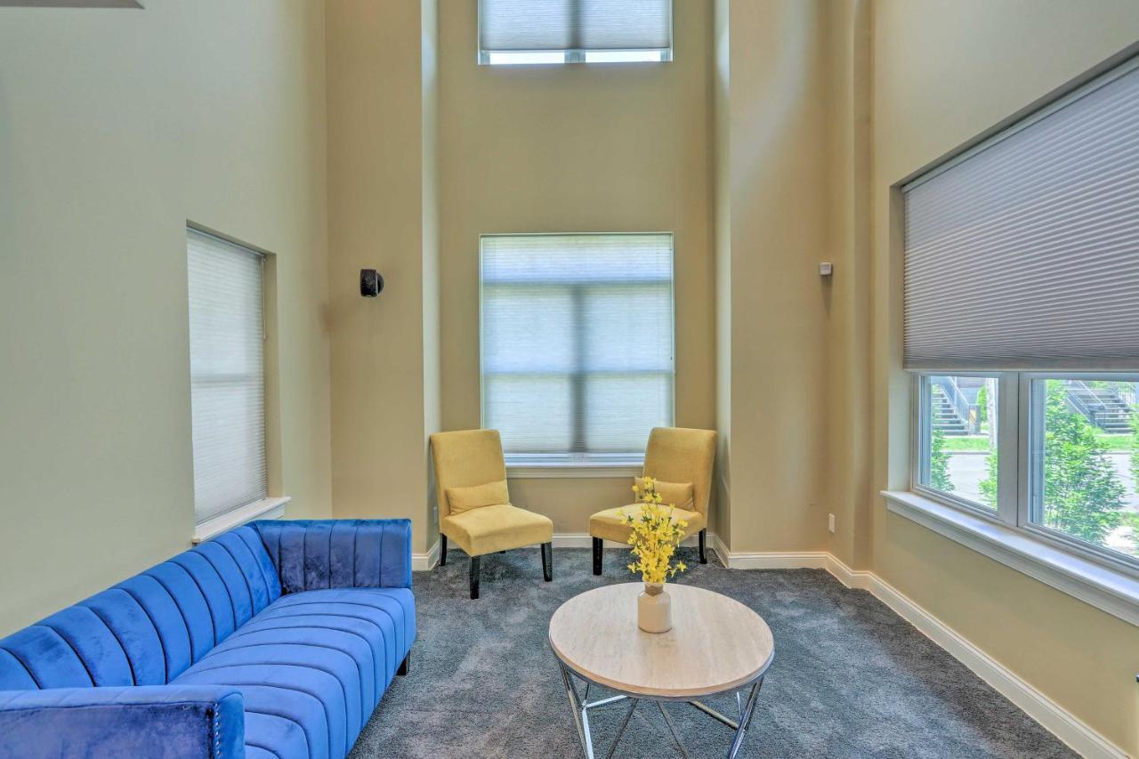 Holiday home Gem With Direct Skyline View! Cleveland