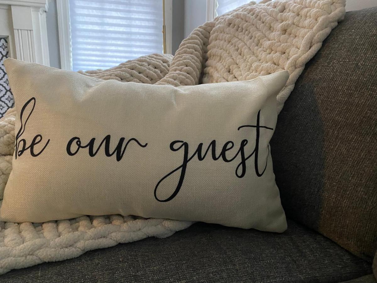 Apartment Peace Of Cleveland: Pet-friendly 2br With Study Cleveland