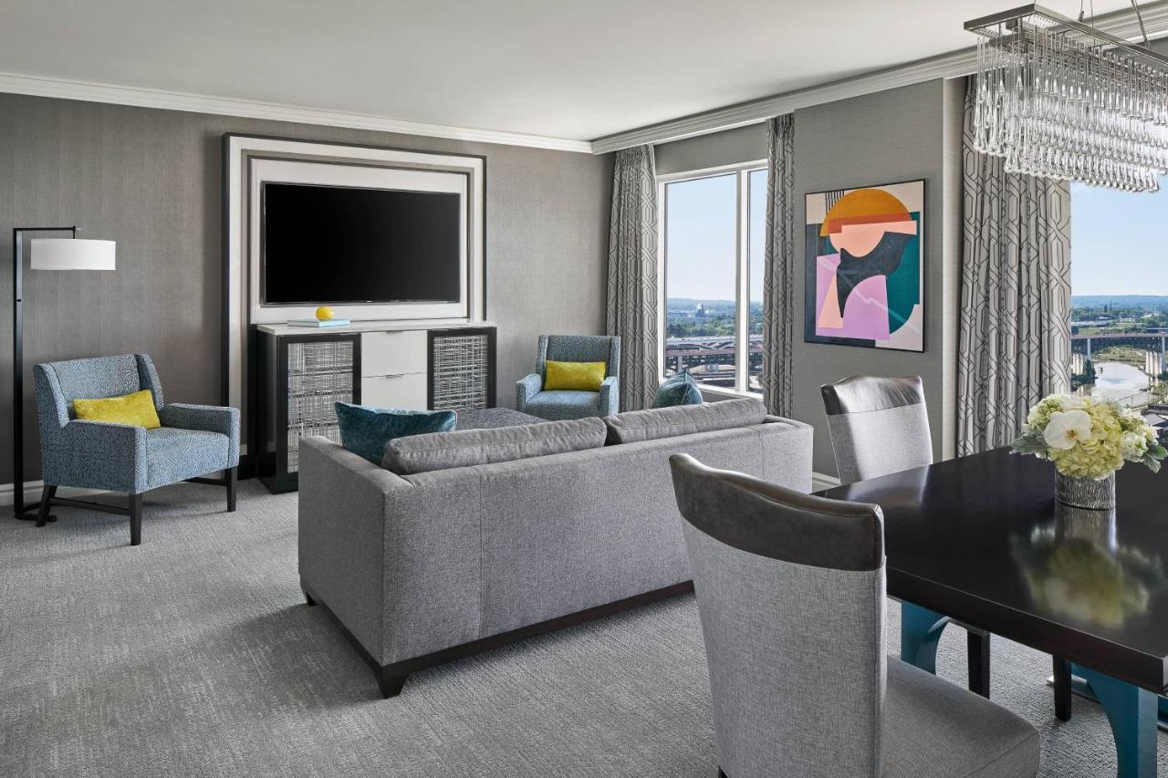 Hotel The Ritz-carlton, 5*