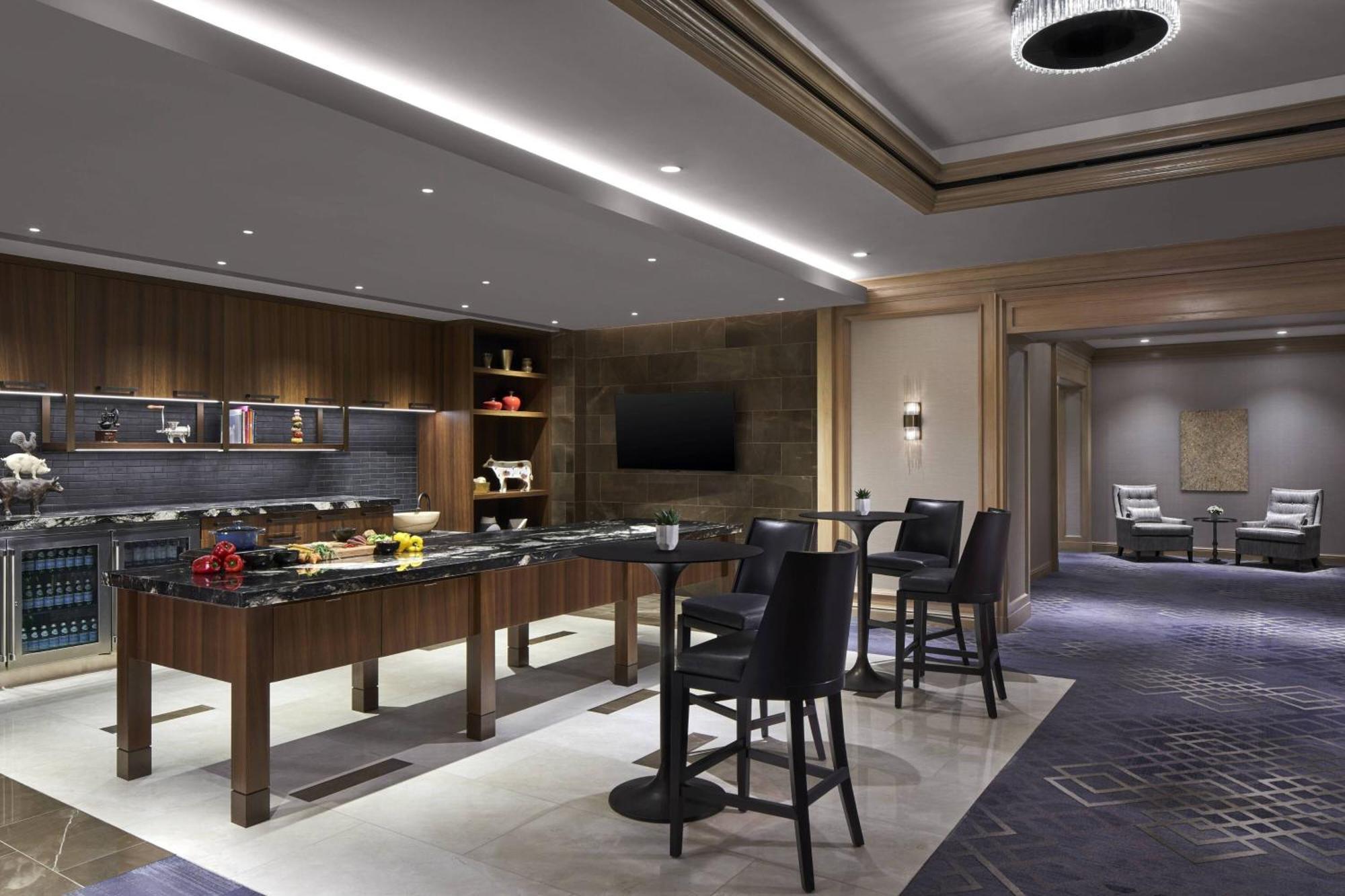 The Ritz-carlton, Cleveland