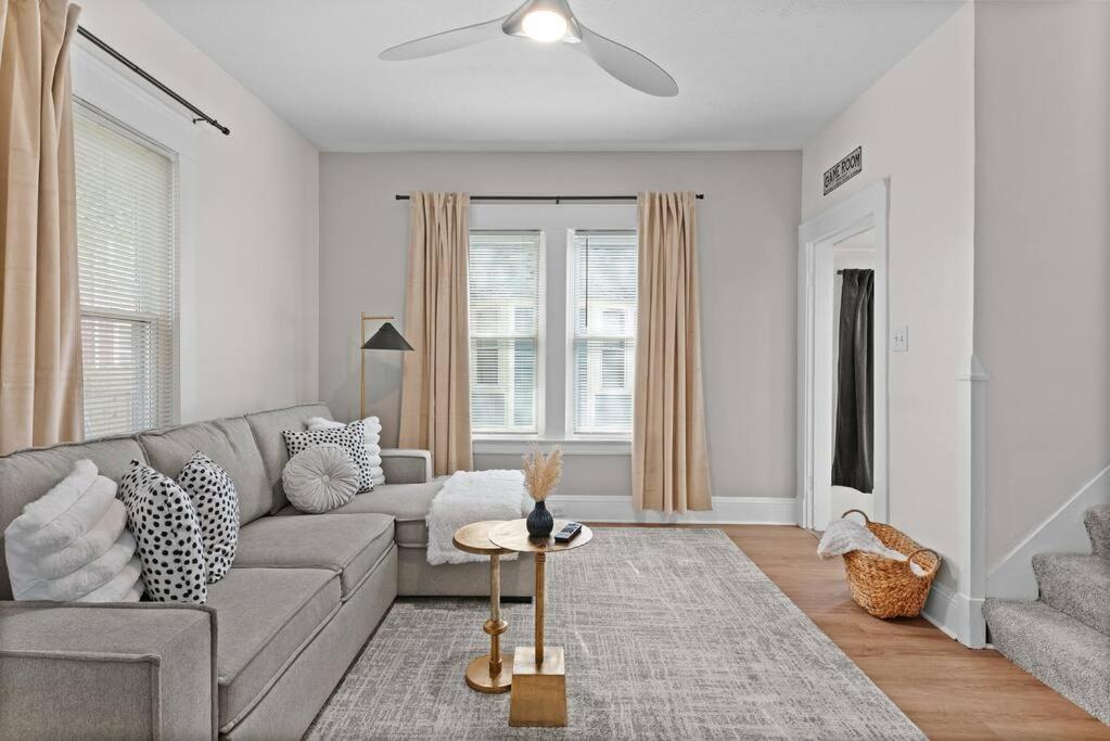 Holiday home Charming Retreat In *