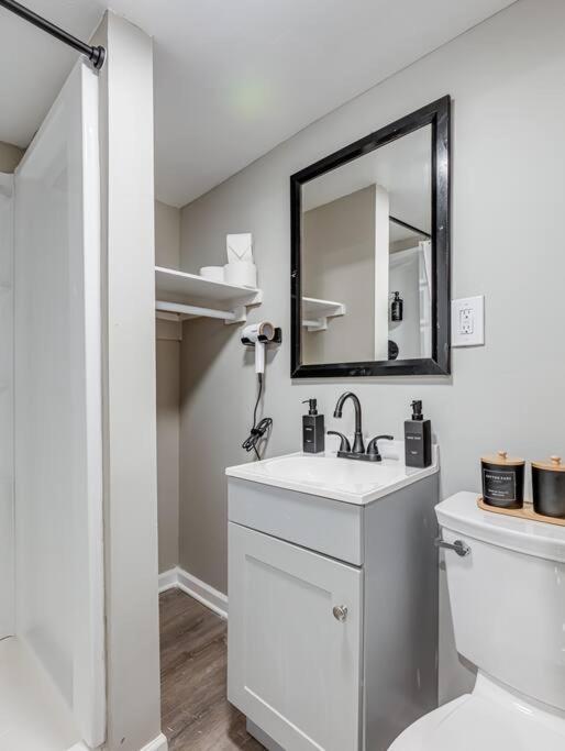 Upscale Near Downtown Cle, R&r Hof, Beach, Arena * Cleveland