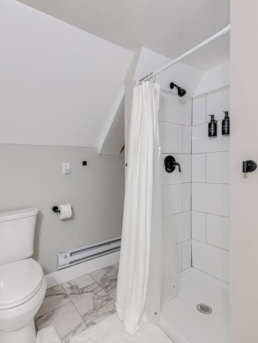 Holiday home Upscale Near Downtown Cle, R&r Hof, Beach, Arena