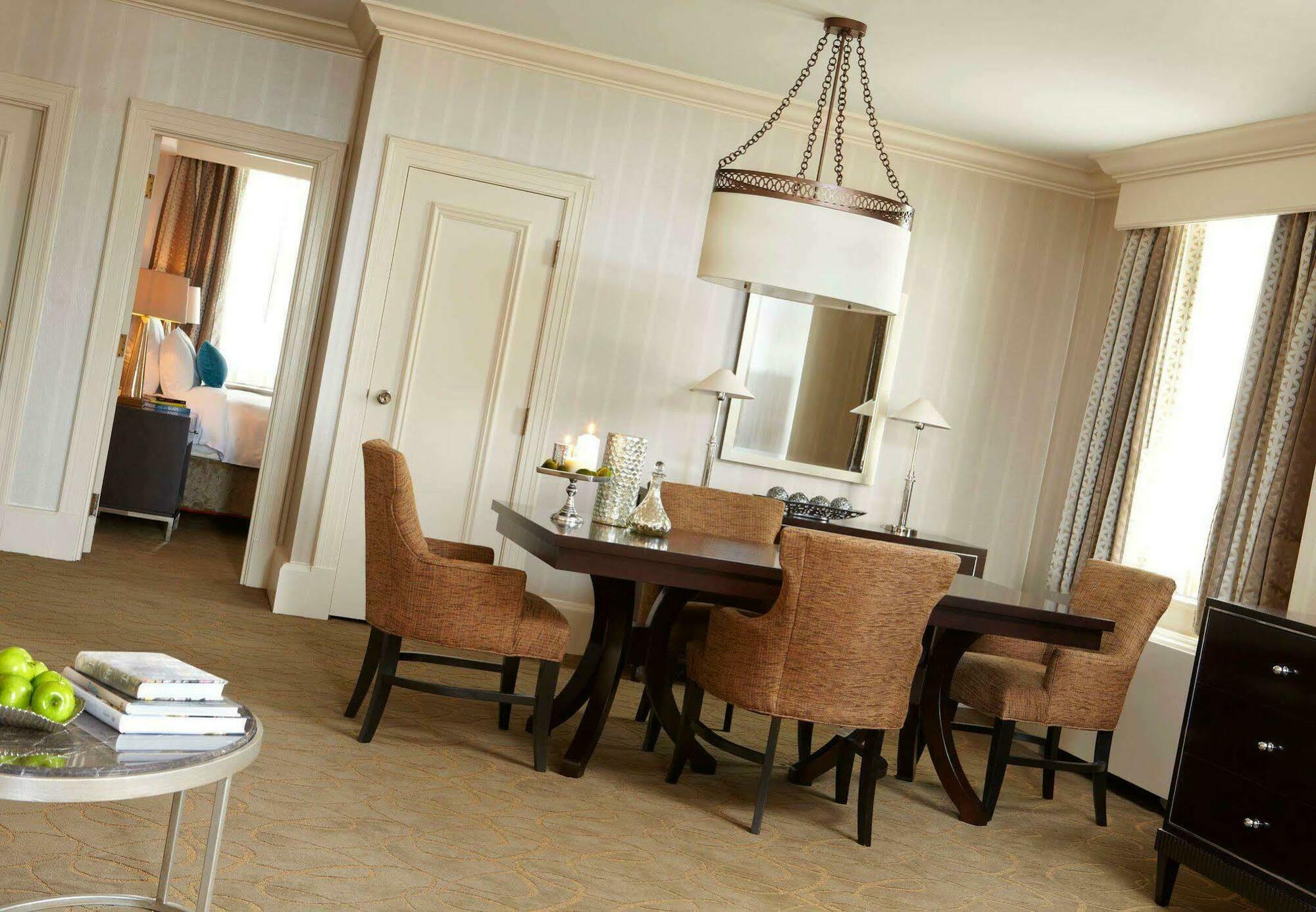 Hotel Autograph Collection Cleveland