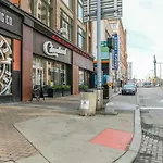Frontdesk Osborn Apts Downtown Cleveland