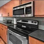 Downtown Cleveland Waterview 1 Bedroom Loft With Fireplace