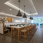 Holiday Inn Cleveland Clinic By Ihg