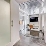 Kcm Mikros Smart Apartments 6