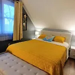 The House Hotels - Stickney Loft - Charming Third Floor Hideaway!