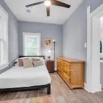 Historic Cozy Haven In Little Italy