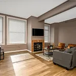 2 Bath Prkg+Gym+Sauna Perk Plaza +30 Day