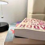 Local Modern Getaway - Ground Floor