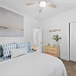 Comfortable 2-Bedroom House In Cleveland 1330