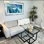 The House Hotels - Terrific W33Rd