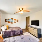 4 Mi To Dtwn Home With Patio In Cleveland!