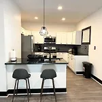 Fully Renovated Modern 4Bedroom 3Bath Home Close To Downtown Cleveland Fully Furnished