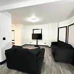 Fully Renovated Modern 4Bedroom 3Bath Home Close To Downtown Cleveland Fully Furnished