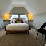 Stone Gables Inn