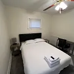 Staywithjay Premium Furnished Room Near Cleveland Airport