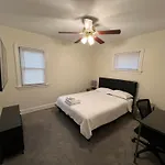 Staywithjay Premium Furnished Room Near Cleveland Airport