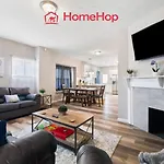 Large Remodeled 4 Bedroom Only 7 Minutes To Downtown