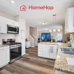 Large Remodeled 4 Bedroom Only 7 Minutes To Downtown