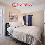 Large Remodeled 4 Bedroom Only 7 Minutes To Downtown