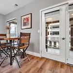 Cle Suites 2Br 1Ba 5 Min Walk To Cle Clinic Unit 4