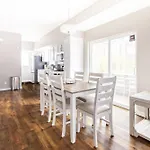 Luxury Downtown Townhome Private Garage Unit 6