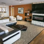 Bridgestreet At The Bingham