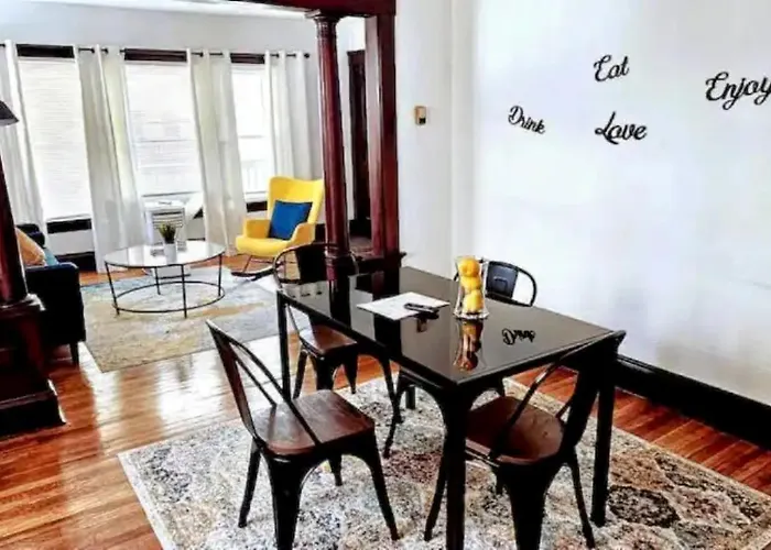 Lovely! Near Cleve Clinic/Uh/Cwru/Dwntwn W/Porch