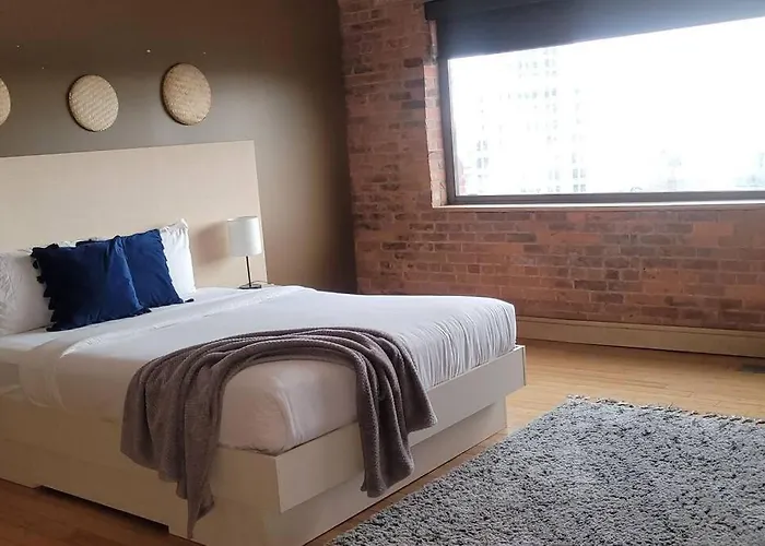 1600 Kcm Penthouse Apartment