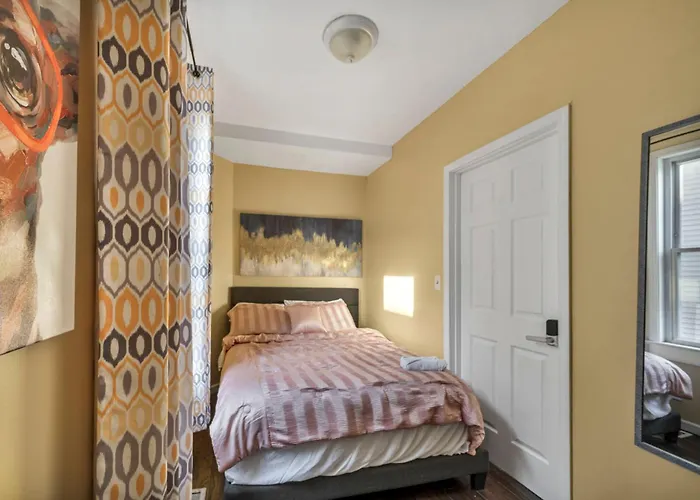 3336 Storer 1 Bedroom 2