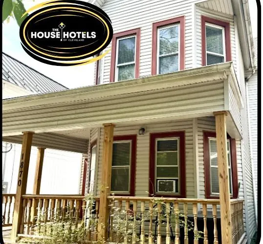 The House Hotels - Huge Ohio City District Home - 5 Minutes From Downtown - W45Th1 Upper