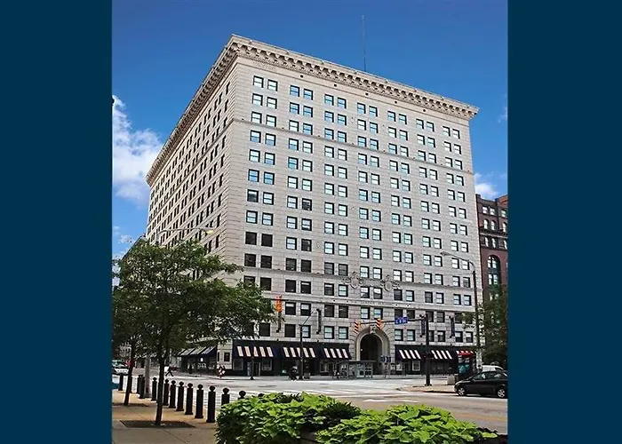 Bridgestreet At The Leader Building
