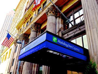 Express Downtown By Ihg Hotel