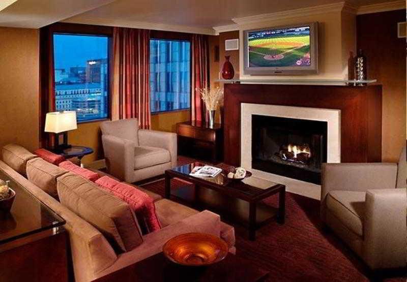Hotel Marriott Downtown At Key Tower Cleveland