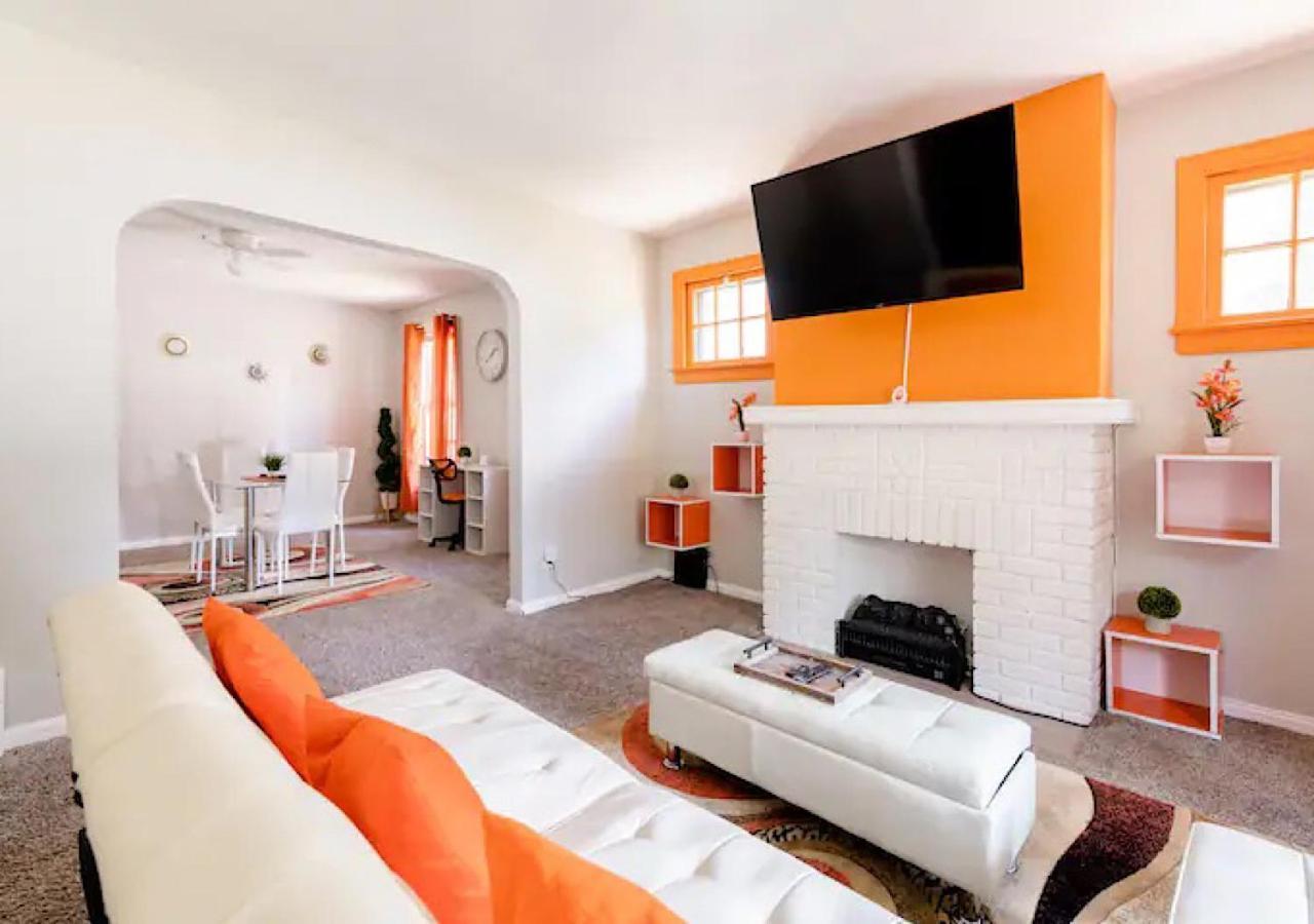 La Naranja Retreat - Cozy Duplex Near Downtown With Parking, 300 Mb Wifi & Self Check In