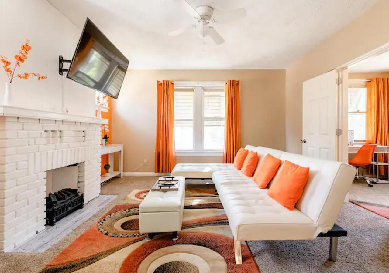 La Naranja Retreat - Cozy Duplex Near Downtown With Parking, 300 Mb Wifi & Self Check In Holiday home *