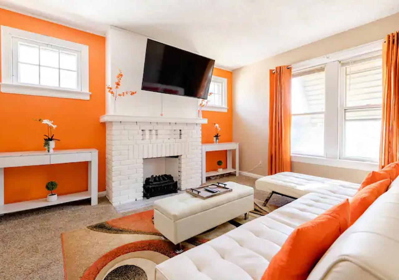 Holiday home La Naranja Retreat - Cozy Duplex Near Downtown With Parking, 300 Mb Wifi & Self Check In