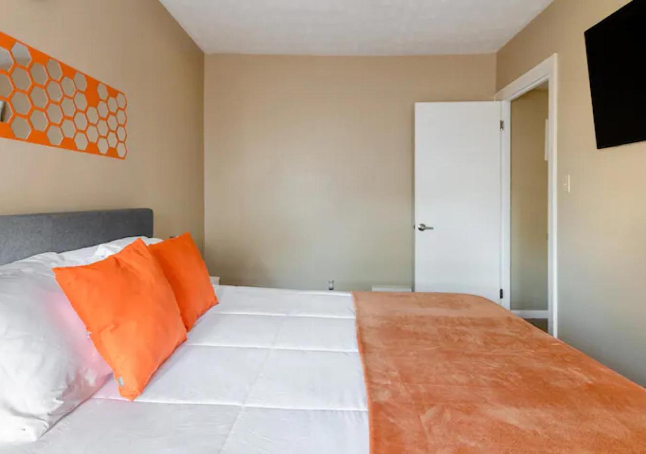 Holiday home La Naranja Retreat - Cozy Duplex Near Downtown With Parking, 300 Mb Wifi & Self Check In