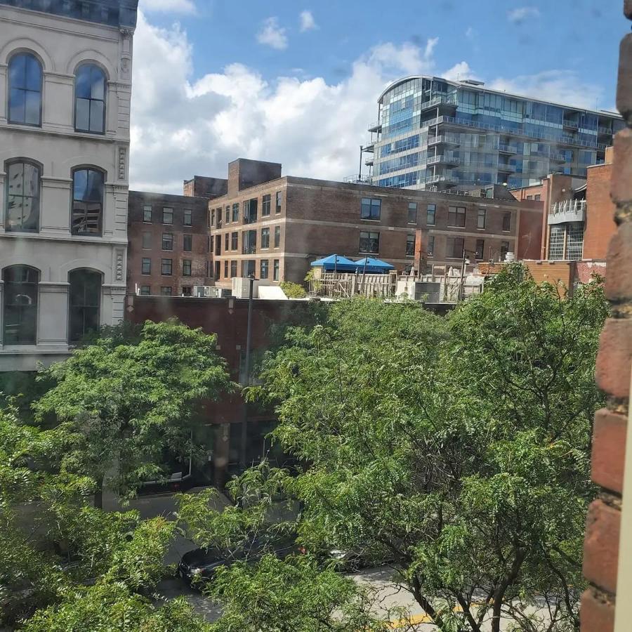 Grand Arcade Apartment *