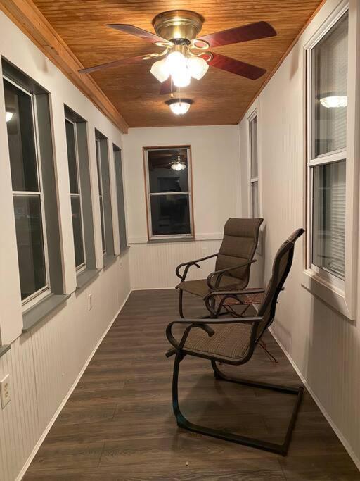 **stylish Pet Friendly 3 Bedroom House** Holiday home
