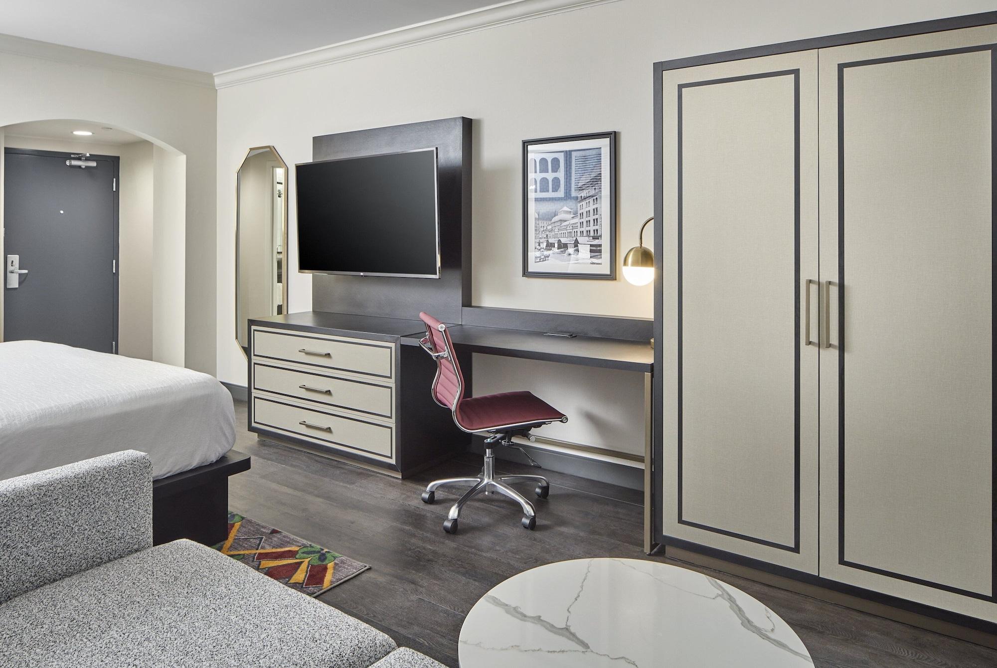 Hotel Indigo Downtown By Ihg 3*