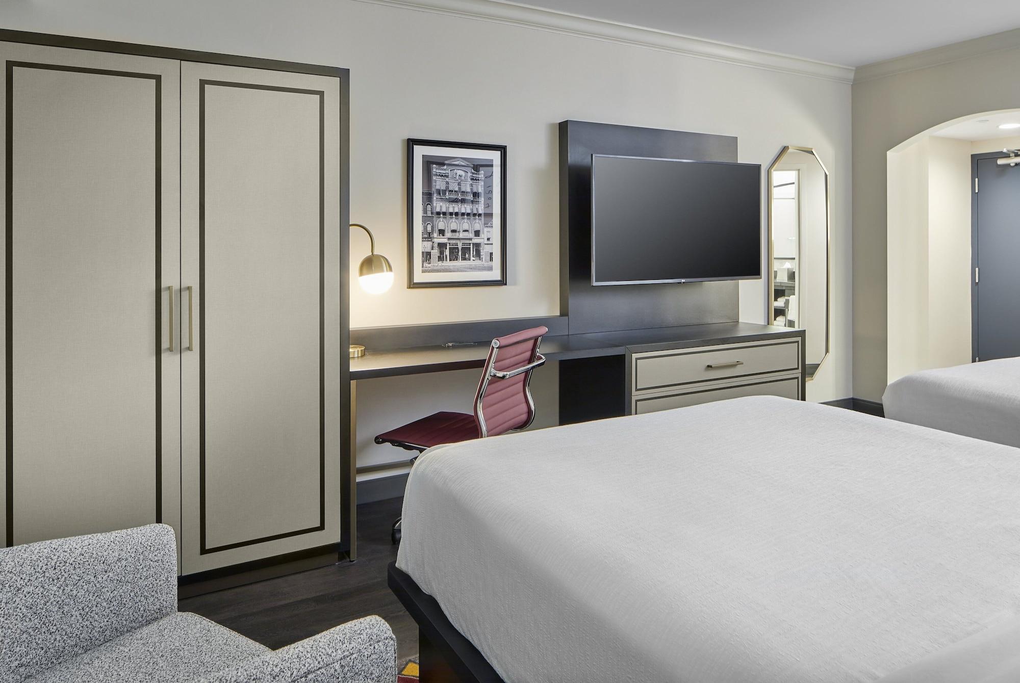 Hotel Indigo Downtown By Ihg 3*