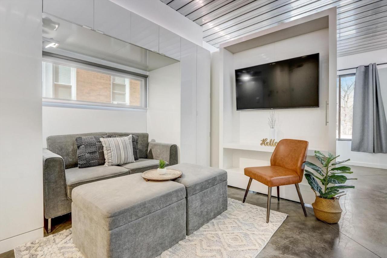 Frontdesk Mikros On Ashbury Micro Apts