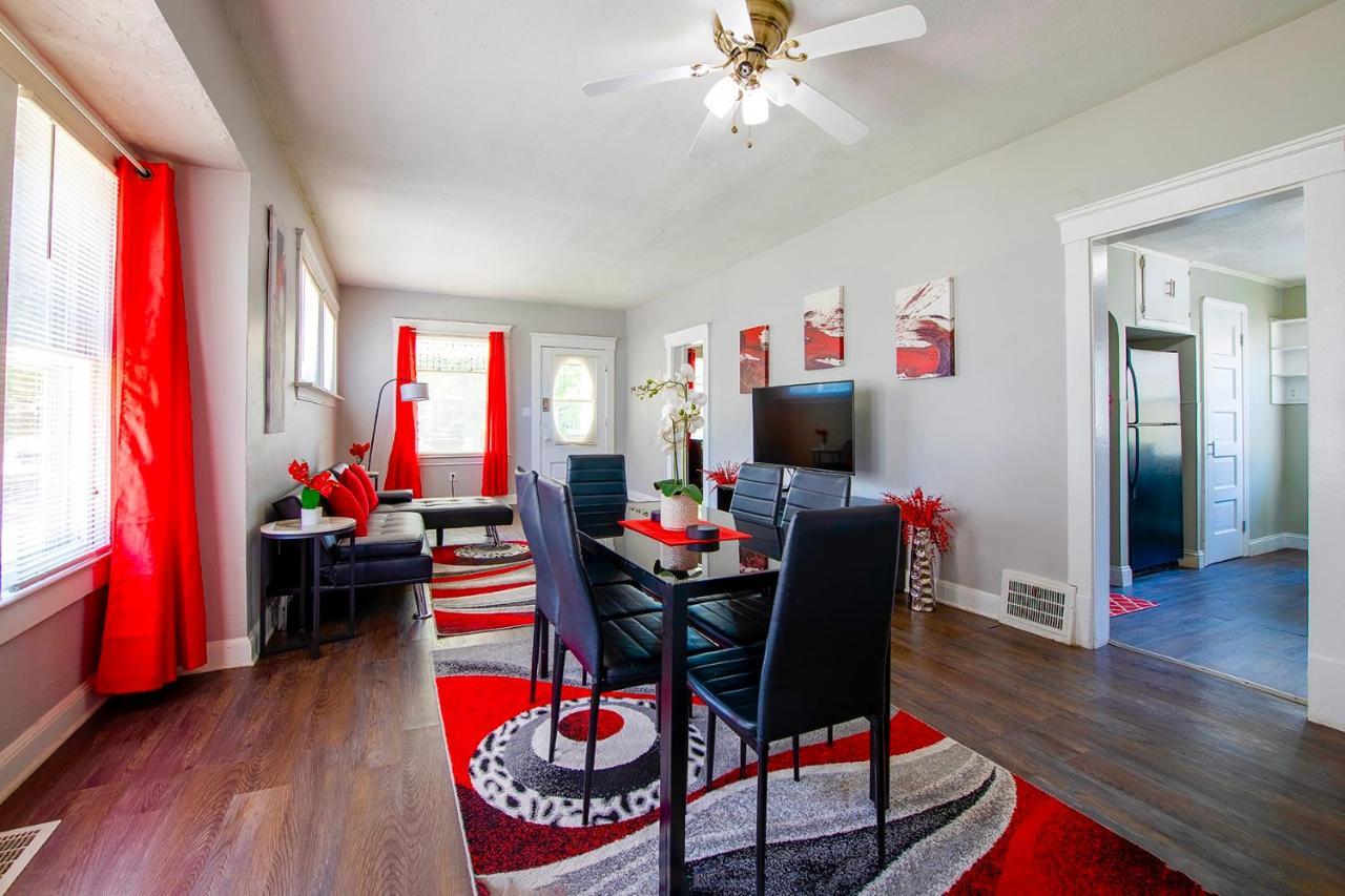 Holiday home The Rubi Lounge: Modern Brooklyn Escape With Parking & High-speed Wi-fi *