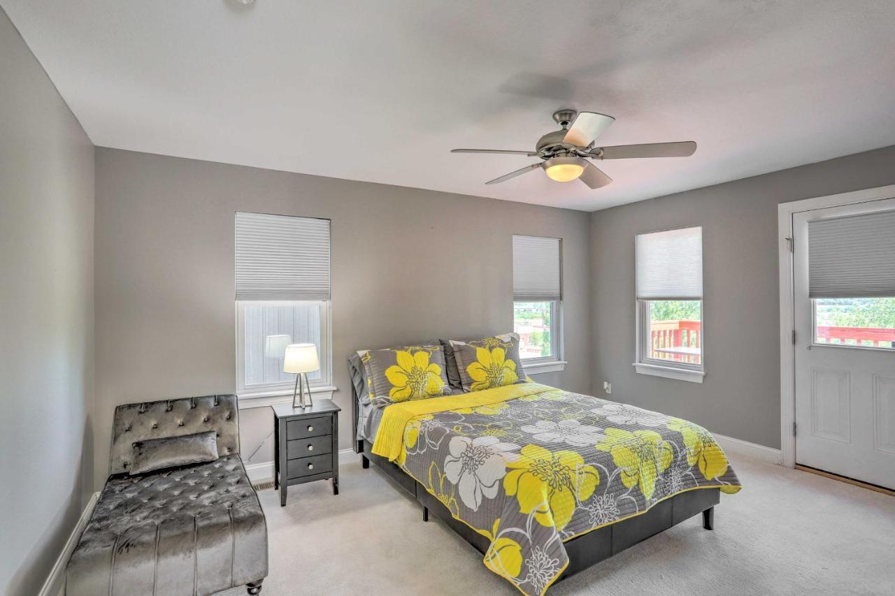 Holiday home Gem With Direct Skyline View! *